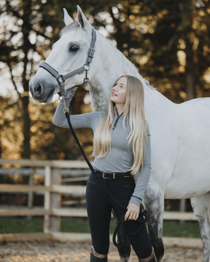 Harlow Luna White